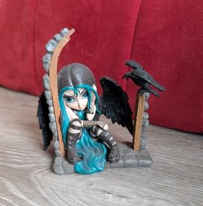 4" Jasmine Becket-Griffith The Whispered Word Lenore Figurine